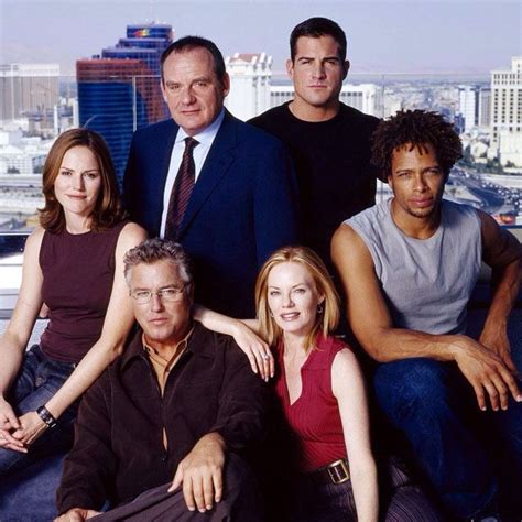 csi las vegas original cast.